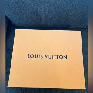 BOX & BAGS Louis Vuitton extra large box & two extra large shopping bags